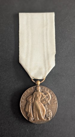 Médaille du syndicat national des maisons d’alimentation à succursales supermarchés hypermarchés