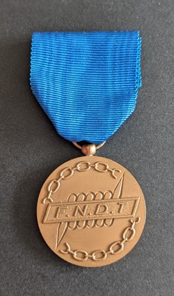 Médaille de la Fédération Nationale des Déportés du Travail (FNDT)