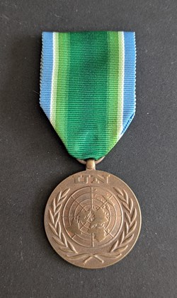 Médaille pour le groupe des observateurs militaires des Nations-Unies en Inde et au Pakistan