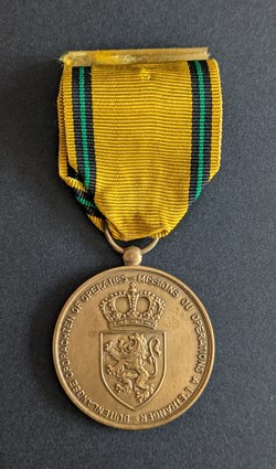 Médaille commémorative pour missions ou opérations à l’étranger