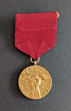 Médaille commémorative du 50ème anniversaire de la fondation du parti communiste tchécoslovaque