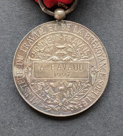 Médaille d'honneur du Ministère du travail et de la prévoyance sociale
