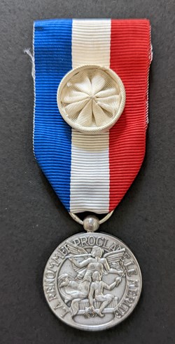 Médaille de la Fédération Nationale des Décorés du Travail