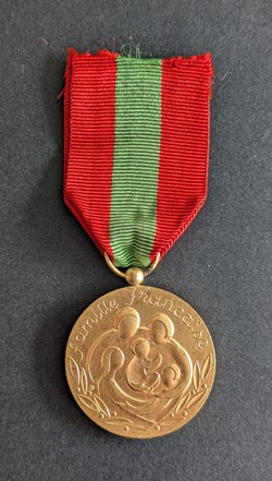 Médaille de la Famille Française (modèle 2)