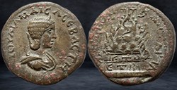 JULIA MAESA (218-225)