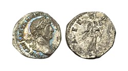 RC02003555 - HADRIANVS Avg - AR Quinarivs - ROMA; 119 AD Rara