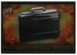 Slam Attax - Carte 045 - WWE Money in the bank Briefcasep - Rare Foil