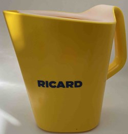 Ricard jaune triangulaire
