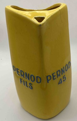 Pernod jaune triangulaire