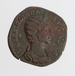 Julia Mamée †235