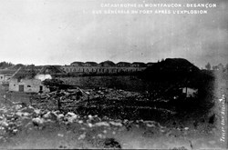 Montfaucon (autre vue générale du fort après l'explosion)