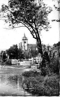 Dole les bords du Doubs