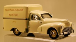 PEUGEOT 203 C8 "BOULANGERIE PATISSERIE-L'EPI D'OR"
