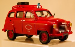 RENAULT COLORALE 4x4 POMPIER