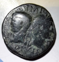 NIMES As A/ Tetes adosees Agrippa et Auguste R/Crocodile -14-10 D26.6 P12.22g LT2837 RIC160
