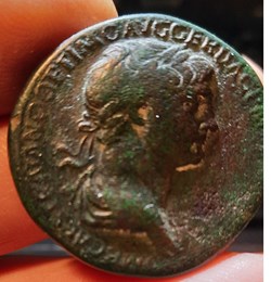 Trajan A / Buste laure a d R / Felicite debout a g D35.2 P 26.32 C352 RIC672 RCV 3192