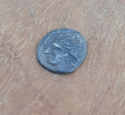 Nimes Obole Type Volc Arecomique A/Tete a g(NA)?R/ Roue MA -75-25 D9.7 P 0.43 Feugere OBV-6