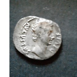 Auguste A/ Tete a d AVGVSTVS DIVI F R/Taureau a d IMP X -15 D18.2 P3.50g RCV 1610