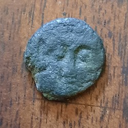 Gadir  A/Visage de face R3   /2 Epis ou Poissons ? D12.9 P1.95g