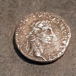 Caligula A/Tete nue a d R/Buste drape d Agrippine +37 D 17.9 P 3.62 RIC8 C4 BN/R 12