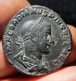 Gordien 3 A/ Tete lauree a d R/ Mars combattant a d D30 P20.23g C157 RIC 332a RCV 8718