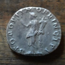 Trajan A/Buste a d R/Felicite debout de face D9.1 P 3.02g RIC 171 (172) C 404