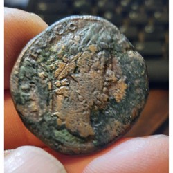 Commode A/Tete lauree a d R/ Empereur et Jupiter face a face D31 P26.38g RCV5756 C240 RIC596