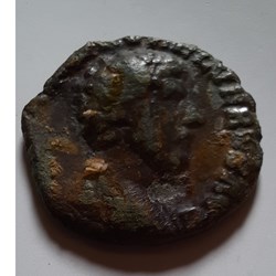 Lucius Verus A/Tete lauree a d R/ Verus et Marc Aurele D23 P 3.95 g RCV 5404 RIC 1290 C 35