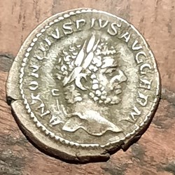 Caracalla A/Tete lauree a d R/L Indulgence assise a g +213 D19.1 P 3.01g RCV6808 C103 RIC300