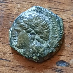 Marseille PB .A/Tete Apollon a g ,lyre R/Taureau a d -225-175 D 15.1 P1.80g Feugere PBM 29-3