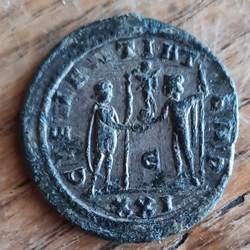 Probus A / Buste radie a d R / Empereur et Jupiter face a face D23.2 P4.23g rcv 11961
