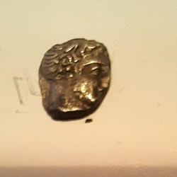 Marseille Obole au M . A/Tete du Lacydon a d R/ Roue D 9.8 P 0.57g Feugere OBM 6b
