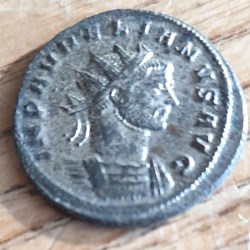Aurelien A/Buste radie a d R /Soleil nue debout a d D22.1 P4.32g C159 RIC 5-1/64