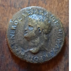 Neron A/Tete lauree a g R/Rome assise a g D35.9 P 22.79 RCV1961 C 268 RIC 517
