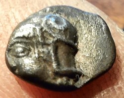 Marseille Obole A/Tete d  athena a g R/Carre creux -495-485 D9 P 0.84 Feugere OBA-ea