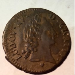 Louis xv A/ Tete lauree a d R/ Ecu de France couronne D 25.5 P 5.58g G274 C 2145 DR 577