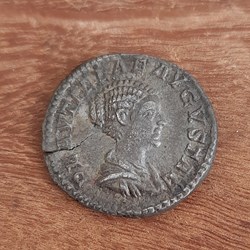 Plautille A/ Buste a d R/Plautille et Caracalla +202 D18.5 P 2.96g RCV7073 RIC362 C121