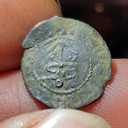 Eustache de levis A/Mitre et annelet R/Croix et besant D15.7 P0.48g C408 var pl 17/16