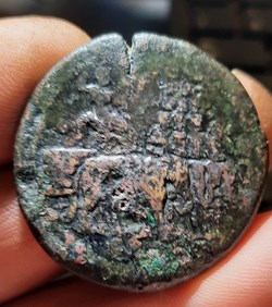 Titus A / Quadrige d Elephants R/Legende autourSC D34.8 P26.62g C205 RIC143