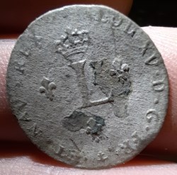 Louis xv A L couronne de 3 lis R/L cursive et rameau D22.2 1.65g C2138 G281 DY1690