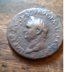 Vespasien A/Tete lauree a g R/Victoire debout a droite D28.6 P9.90 RCV 2366 RIC734
