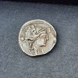 Marseille Drachme legere A/Tete Artemis a d R/LION a d N Delta -125-90 D16.5 P 2.61 Feug DRM41/27