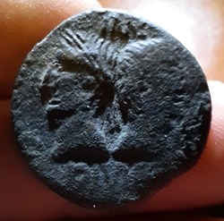 Nimes dupondius A/Tetes adossees Octave et Agrippa R/Crocodile -16-15 D25.5 P10.19g