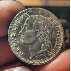 Troisieme Republique A/Tete Republique a g R/Legende,couronne laurier D31 P12g F 336/4