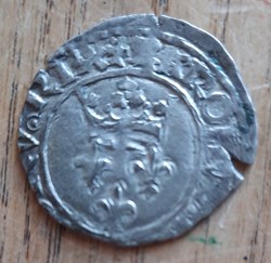Charles VI dit le fou A/ 3lis et Couronne R/Croix fleurdelisee +1417 D26.7 P 2.95g C526 L402 DY387A