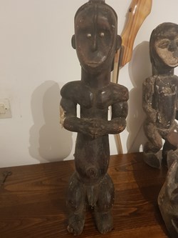 Statuette antique africaine