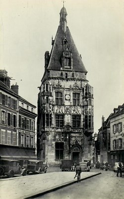 Le Beffroi