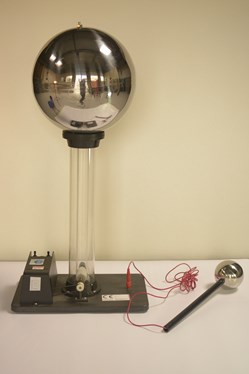 Générateur Van de Graaff