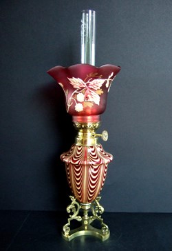 Lampe à pétrole de la manufacture de Clichy