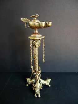 Lampe à huile en bronze à deux feux, de type crasset